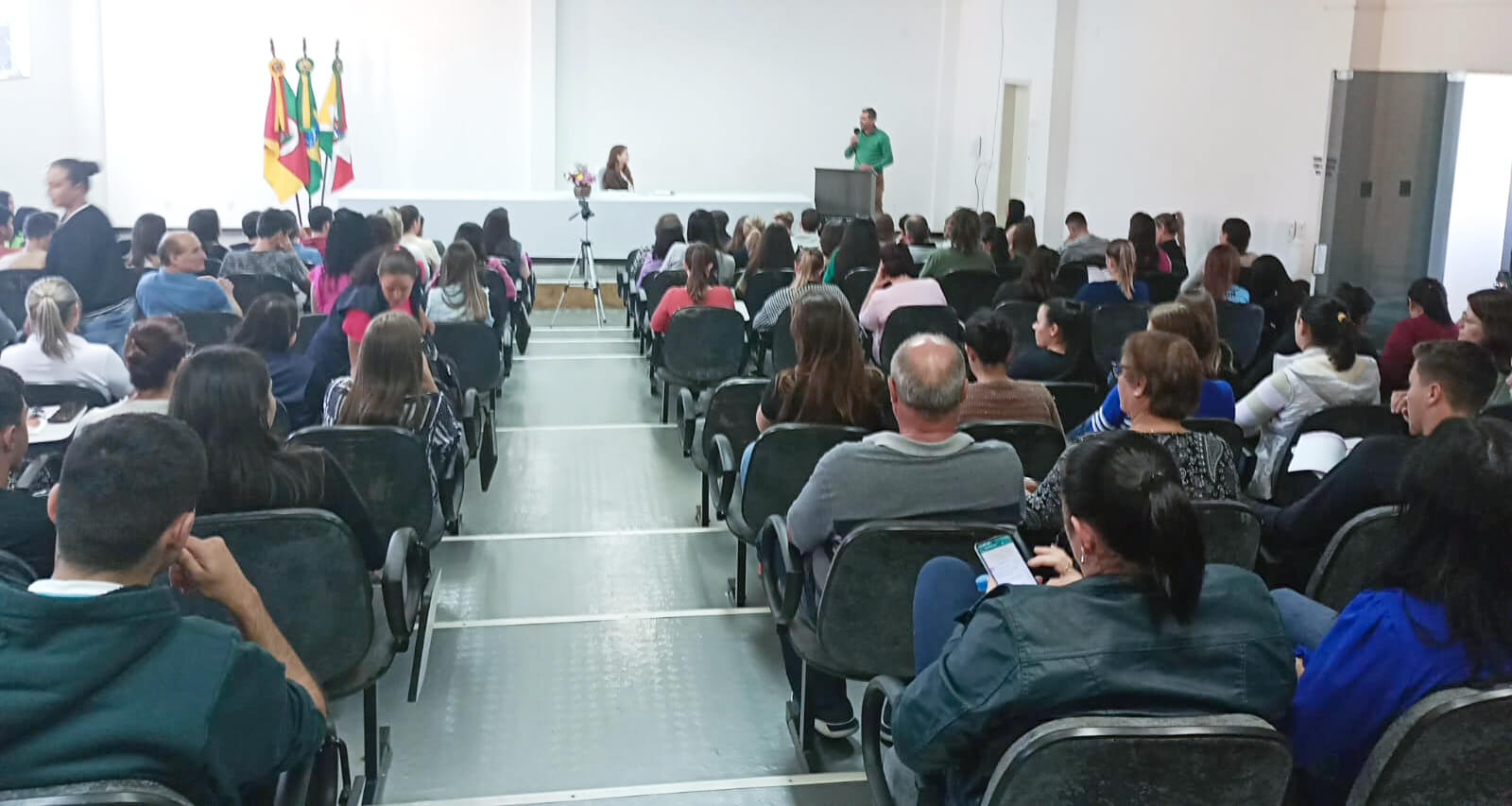 Capa Caiçara sedia palestras sobre violência contra as mulheres