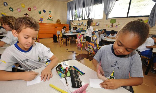 Capa Professores da educação básica terão reajuste no piso salarial