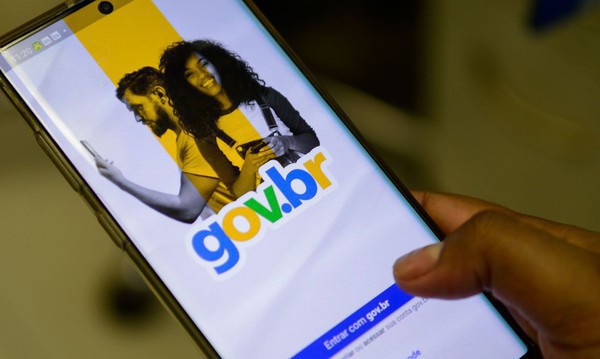 Capa Receita libera serviços do Imposto de Renda para Portal Gov.br
