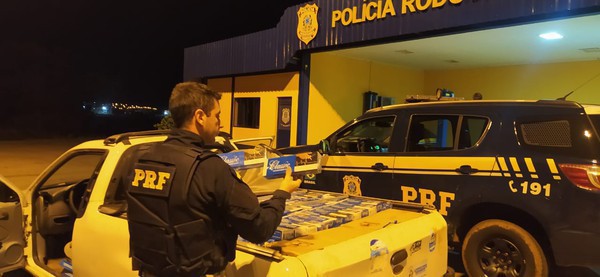 Capa PRF prende contrabandista na BR-386