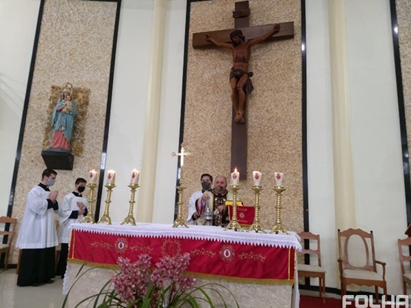 Capa Vista Alegre celebra o Sagrado Coração de Jesus