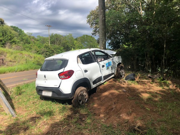 Capa Acidente com carro da Saúde de Planalto deixa feridos