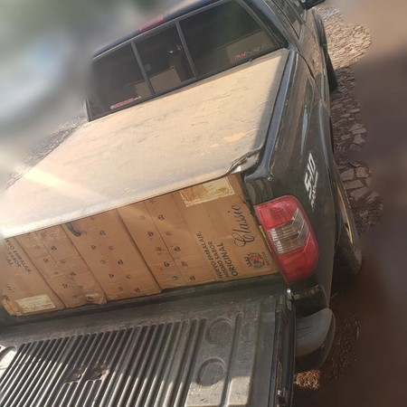 Capa BM prende homem por contrabando em Tenente Portela