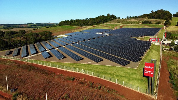 Capa Creluz abre Usina Cerro do Sol para visitação