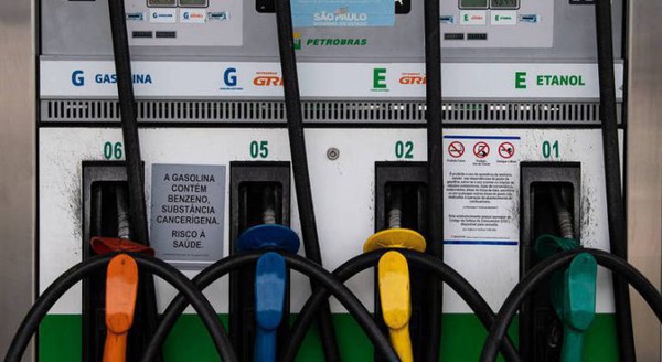 Capa Ministério estima queda de 20% no preço do litro da gasolina comum no RS