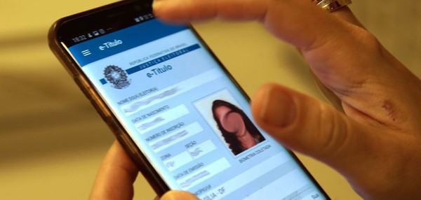 Capa Cerca de 100 mil jovens fizeram o título de eleitor em uma semana