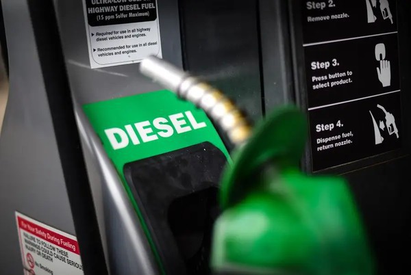 Capa Petrobras anuncia redução de R$ 0,20 no preço do diesel em refinarias