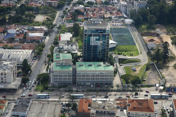 Capa Sicredi está entre as 10 maiores gestoras de fundos de renda fixa
