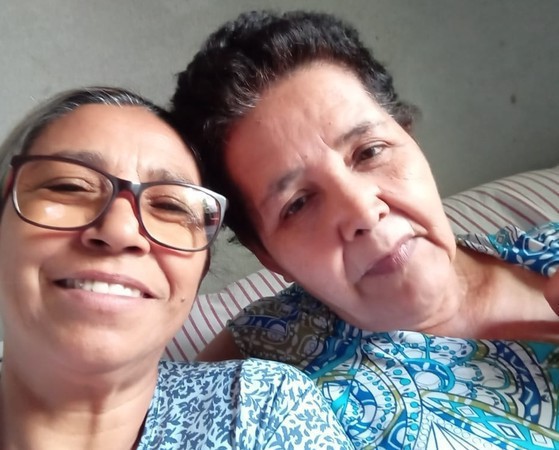 Capa Irmãs se reencontram após 33 anos
