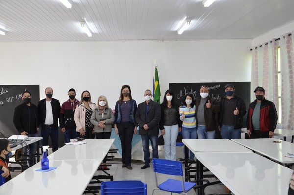 Capa Assinada ordem para início de reformas na escola estadual de Caiçara