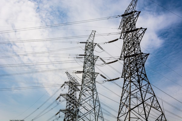 Capa Decreto diminui impacto financeiro da seca no setor elétrico