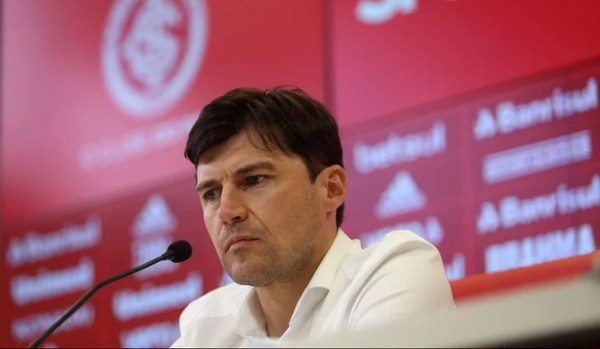Capa Futuro de Medina no Inter se torna incerto