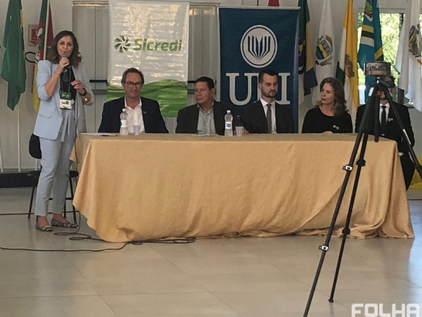 Capa URI/FW e Sicredi lançam o Small Farm Hub