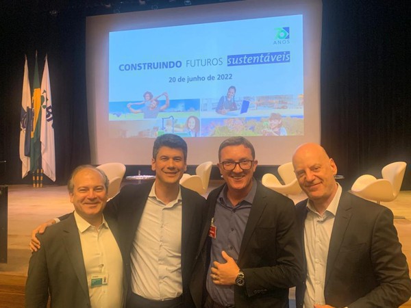 Capa Cresol participa do evento de aniversário de 70 anos do BNDES

