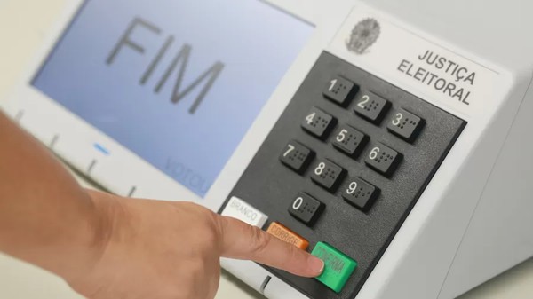 Capa Brasil tem mais de 10,4 mil candidatos a deputado federal