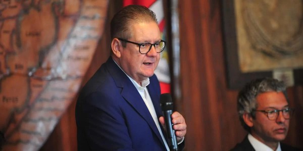 Capa Governador Ranolfo comanda primeira reunião