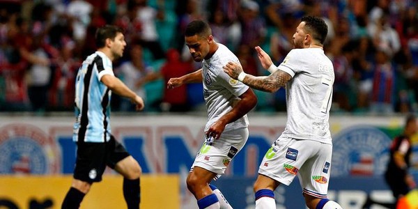 Capa Grêmio perde para o Bahia e fica muito perto da Série B