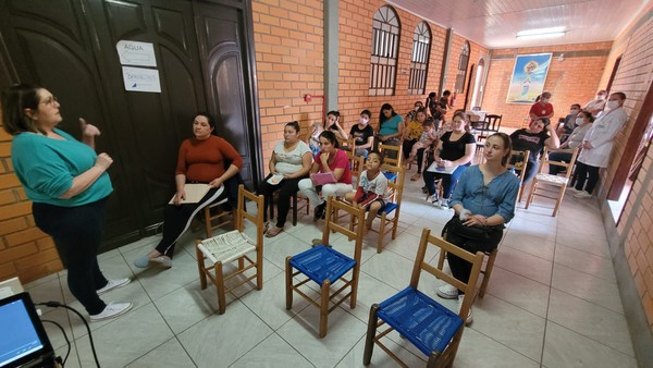Capa FW: Saúde promove primeiro Encontro de Gestantes