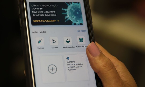 Capa Fiocruz: passaporte de vacina é indicado para ambiente de trabalho