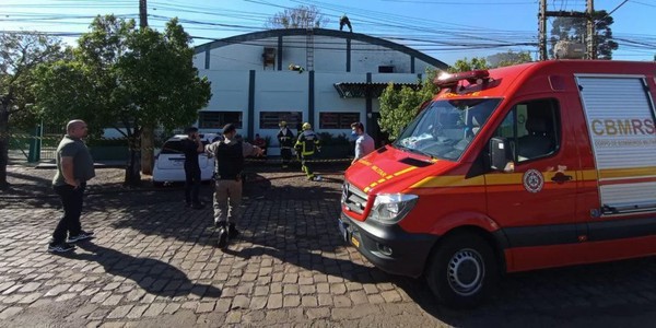 Capa Explosão em fábrica de cosméticos deixa três mortos em Carazinho