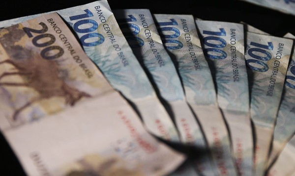 Capa Auxílio Brasil de R$ 600 começa a ser pago em agosto