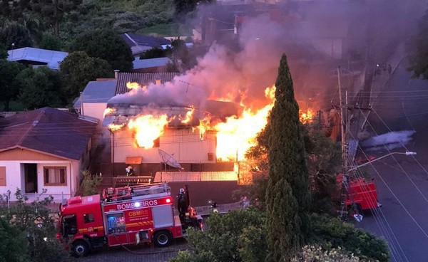 Capa IGP/RS identifica sete vítimas do incêndio em Carazinho