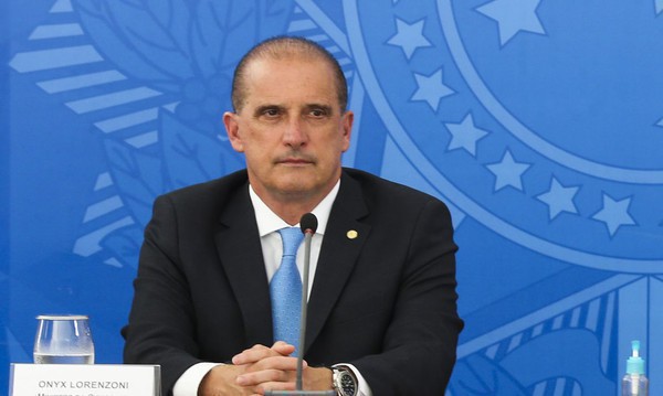 Capa Onyx Lorenzoni faz avaliação de 2021