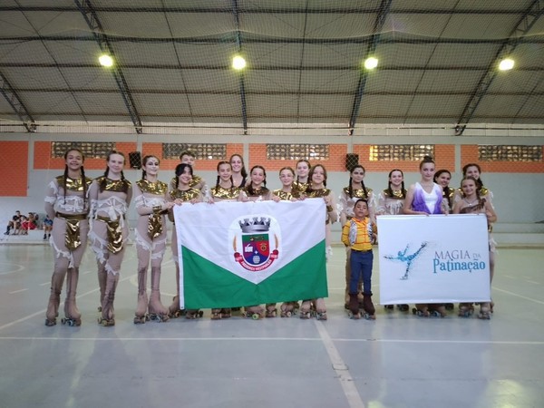 Capa Magia da Patinação participa da 2ª Copa Transnação de Patinação Artística