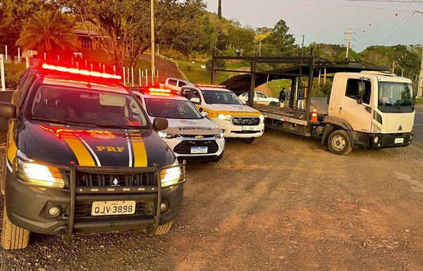 Capa Caminhão furtado no Rio Grande do Sul é recuperado em SC