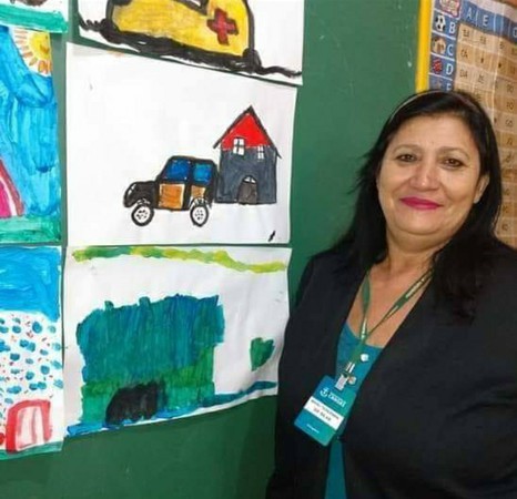 Capa Mulher procura pelo pai ou familiares