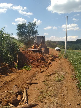 Capa FW: Secretaria de Agricultura segue realizando serviços no interior