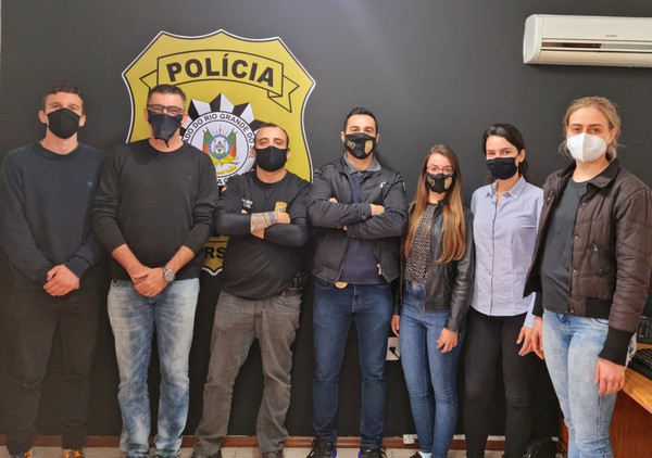 Capa 14ª DPRI recebe sete novos policiais