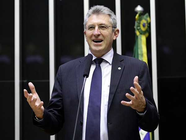 Capa Comissão de Agricultura aprova emenda de Heitor Schuch para o Alimenta Brasil