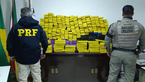 Capa Traficante é preso pela PRF e BM