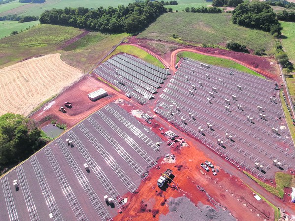 Capa Usina Cerro do Sol está em fase final de construção