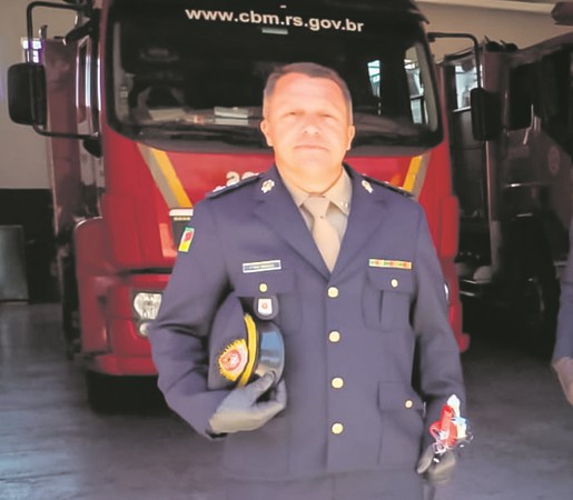Capa Corpo de Bombeiros está com novo comandante