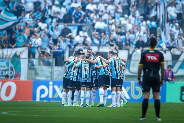 Capa Após empate com Cruzeiro, UFMG aponta Grêmio com 87% de chances de acesso