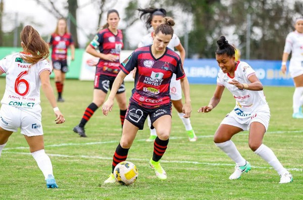 Capa Gurias do Yucumã estão fora do Brasileirão A3