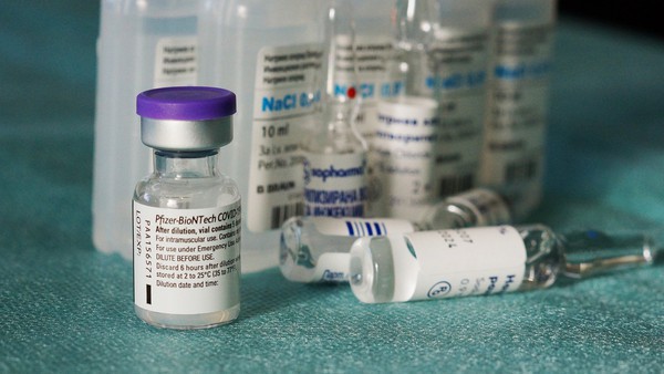 Capa Brasil recebe 2,2 milhões de doses de vacinas da Pfizer