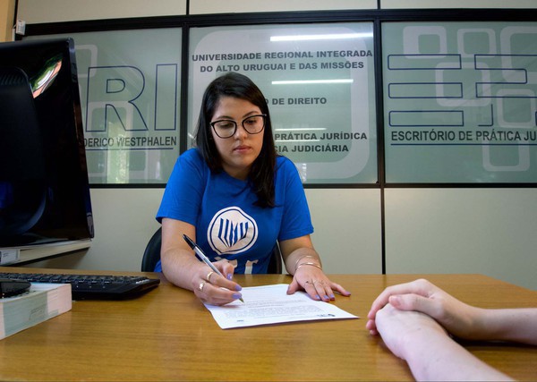 Capa URI/FW desenvolve projeto de acolhimento a vítimas de violência intrafamiliar