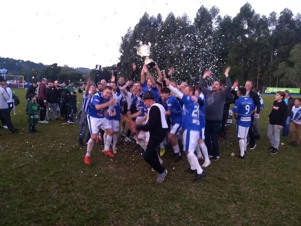Capa Grêmio Castelinho é campeão do Campeonato Integração Copa União Futebol de Campo