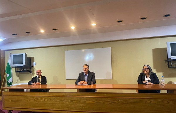 Capa Coletiva de imprensa marca os 15 anos da UFSM-FW