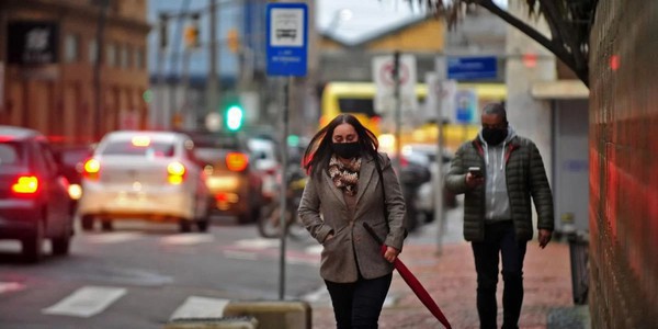 Capa Após calorão no sábado, RS terá domingo com frio intenso