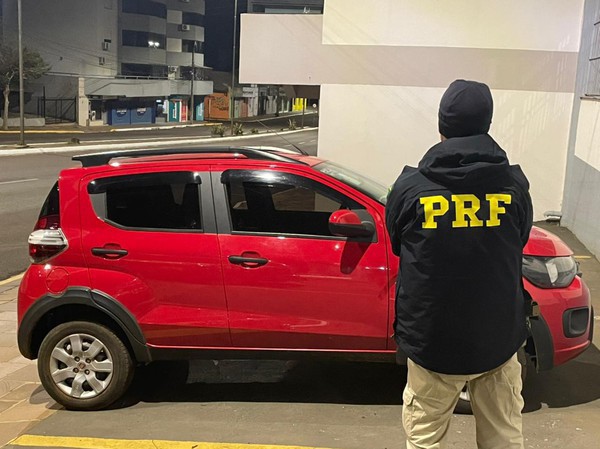 Capa PRF recupera veículo menos de 2 horas após o roubo