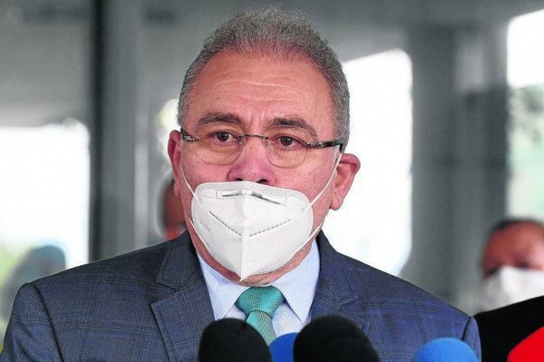 Capa Governo divulgará em 5 de janeiro se permite vacinação de crianças contra Covid-19