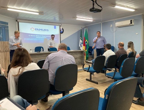 Capa Vista Alegre: prefeito participa de reuniões promovidas pela Amzop