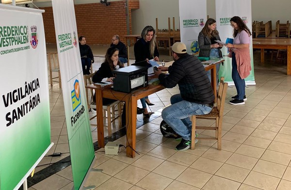 Capa Prefeitura municipal de FW promove ações no bairro Fátima