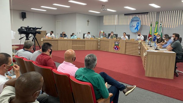 Capa FW:Câmara aprova contratação para reforçar equipe multidisciplinar da educação