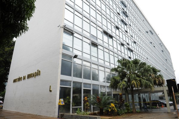 Capa MEC lança projeto para aproveitamento de estudos de cursos técnicos