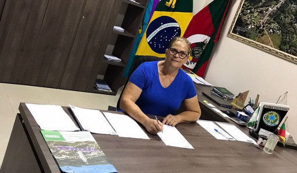 Capa Ametista: prefeitura é comandada pela primeira vez por uma mulher